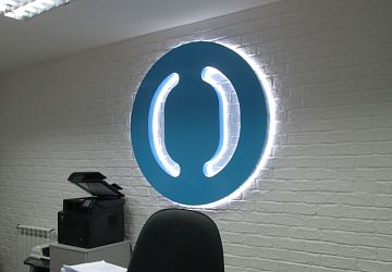 Монтаж готовых вывесок